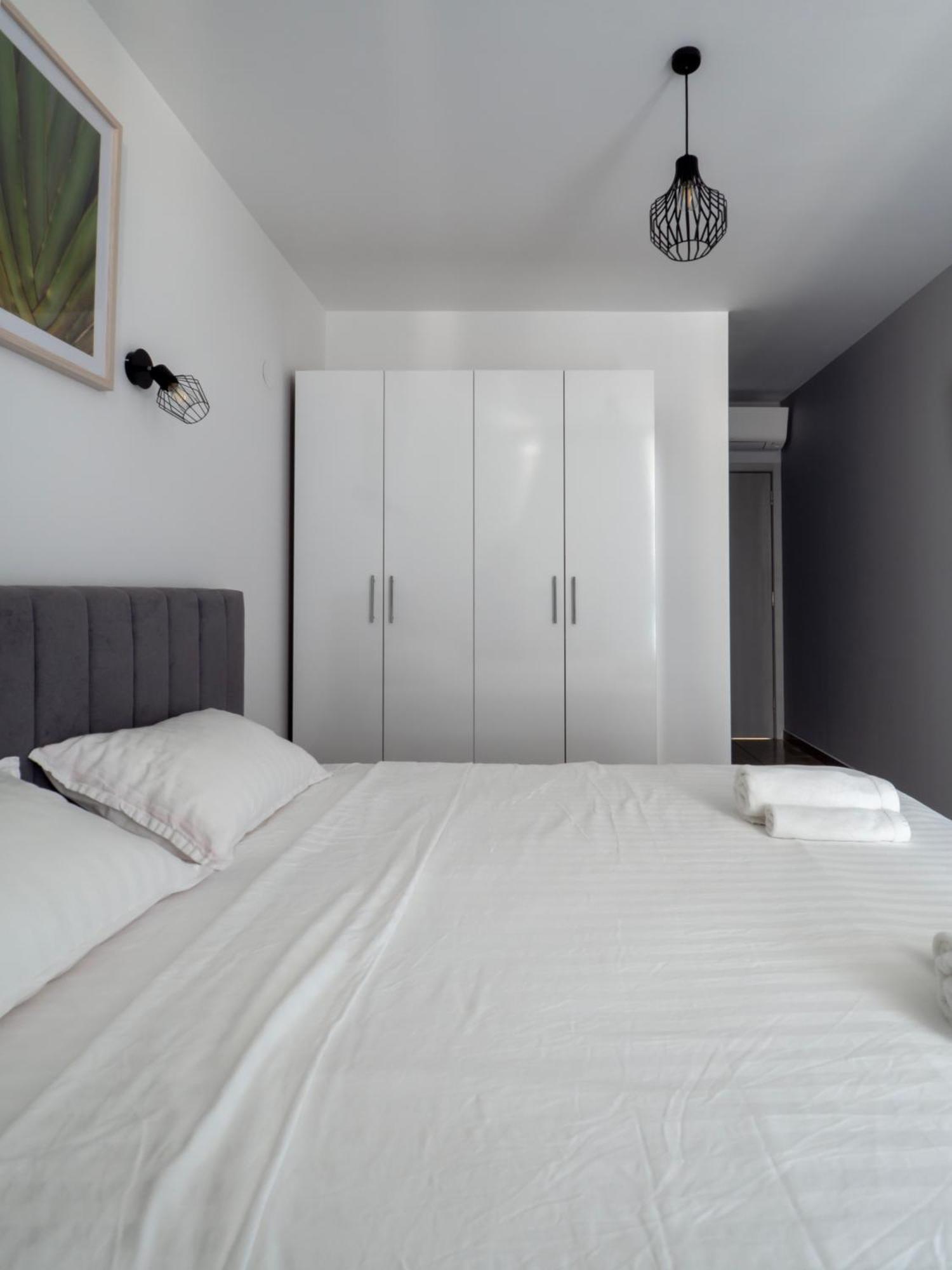 Vertigo2 Huge Apartment 2 Bedrooms Balcony Parking Sofia Esterno foto